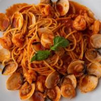 Seafood · Spaghetti, manila clams, shrimp, parsley, roasted garlic, spicy marinara
