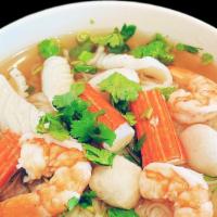 Pho Seafood (Phở Hải Sản) · Shrimps, squid, fish balls, crab imitation.
