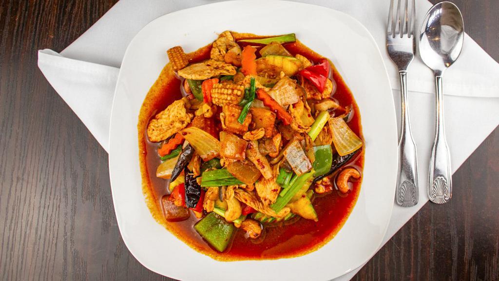 Cashew Nut · Sliced choice of meat with cashews, onions, bell peppers, and roasted chili.
