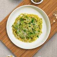 Manipesto Pasta · (Vegetarian) Fresh spaghetti pasta cooked in a pesto sauce and topped with black pepper, par...