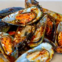 New Zealand Green Mussels · New Zealand Green Mussels 
Green Mussels from New Zealand. 
Enjoy with your favorite sauce a...