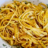 Garlic Noodle · Garlic Noodle
Fettuccine Pasta Noodle with Fresh Garlic & Butter.
