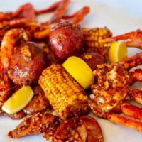 Malibu Beach Combo (1-2Ppl) · 1-2 people. 2 cluster snow crab, 1 lb shrimp, corn, 4 potatoes, 6 sausage, 2 garlic bread.