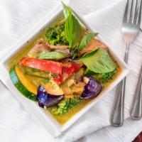 Green Curry · Gluten-free option available. Broccoli, eggplant, bell, zucchini, and basil.