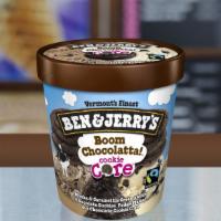 Boom Chocolatta™ Cookie Core · Mocha & Caramel Ice Creams with Chocolate Cookies, Fudge Flakes & a Chocolate Cookie Core