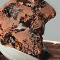 Midnight Cookies & Cream · An indulgent blend of smooth chocolate ice cream, buttery fudge ribbons and chocolate wafer ...