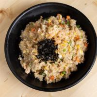 볶음밥 (새우) / Fried Rice (Shrimp) · Fried rice with shrimp as protein.