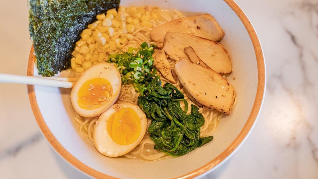 Shio Ramen · Chicken breast, spinach, hand cut sweet corn, soft boiled egg, green onion, and nori (seaweed).(thick noodle)