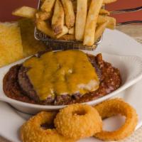 Chili-Cheeseburger · Garlic cheese bread, house-made chili, cheddar cheese, onion rings, and chopped onion.