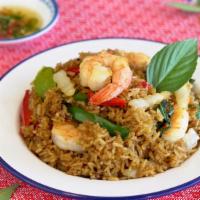 Spicy Basil Fried Rice · Medium spicy by default. Fried rice with chili, garlic, bell peppers, basil, and white onion.