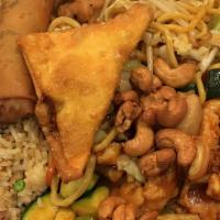 Cashew Chicken腰果雞 · Served with egg roll crab meat cheese wonton egg fried rice or steamed rice and vegetable ch...