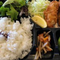 Fried Oyster Entree · Fried oyster with homemade tartar sauce