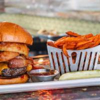 Bbq Bacon Burger · APPLEWOOD SMOKED BACON, CHEDDAR, ONIONS RINGS, BBQ SAUCE, BRIOCHE BUN