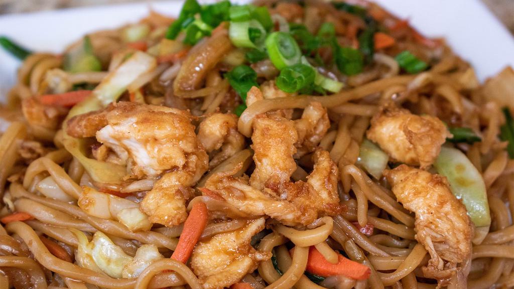 Q Style Lo Mein · Stir-fried noodles with choice of protein cooked with vegetables Teppanyaki style.