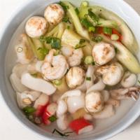 Seafood Hot & Sour Soup · Hot & Spicy