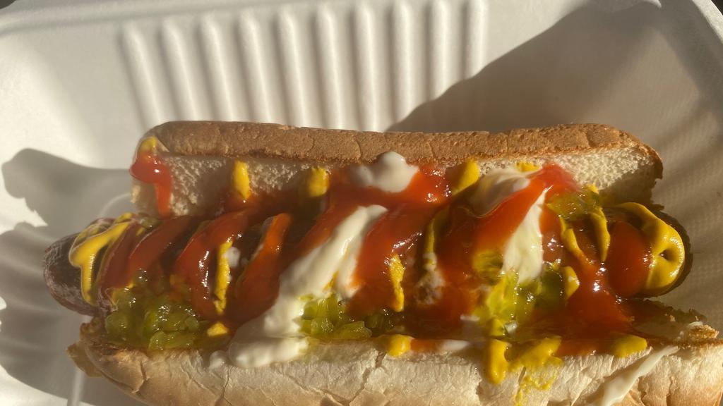 All Beef Jumbo Dogs · 100% kosher beef
Ketchup mustard Mayo chopped onions available