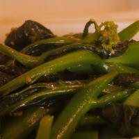 Chinese Broccoli With Garlic Sauce · 