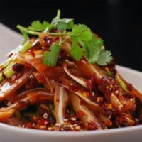 Pig'S Ear In Chili Oil · (红油猪耳）Spicy