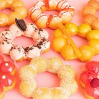 Half Dozen Donut · New flavors every Sunday and Wednesday. Please choose 6 flavors that you would like. 

Insta...