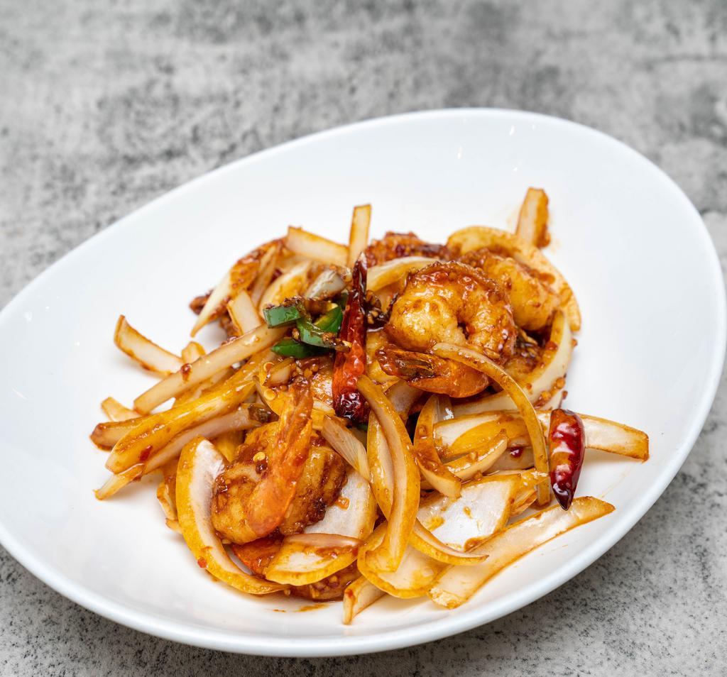 Garlic & Chili Shrimps · Chef's choice. Shrimps wok tossed in garlic, chili sauce and slice of onions.