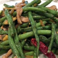 Pan-Fried Minced Pork Green Beans / 干扁肉絲四季豆 · 