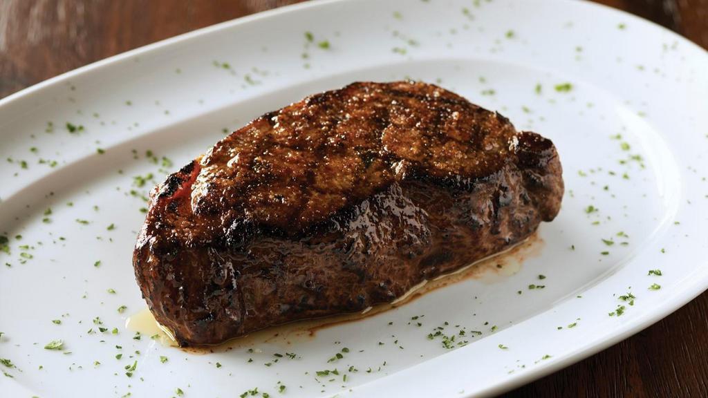 New York Strip  16Oz · -16 oz. strip loin 
-Prime
-Firm texture and full flavor

-Pepper Steak- seasoned with a mixture of our house steak rub and fresh ground black pepper  Gluten Sensitive .