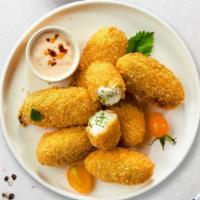 Jalapeño Poppers · Delicious jalapeño poppers!