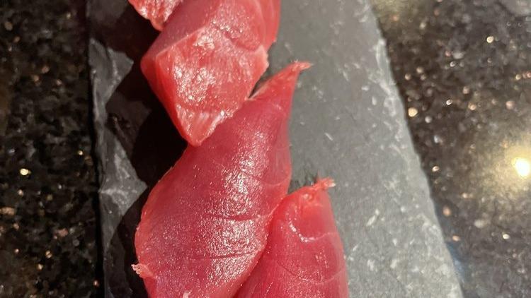 Sushi & Sashimi · 5 pcs nigiri, 4 pcs sashimi and California roll