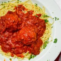 Spaghetti · With meat or marinara sauce. Includes garlic bread.