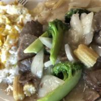 Beef Stir-Fried & Vegetable With Steamed Rice · 