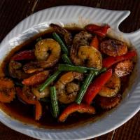 Green Bean · Spicy. Stir fried green bean with red curry.