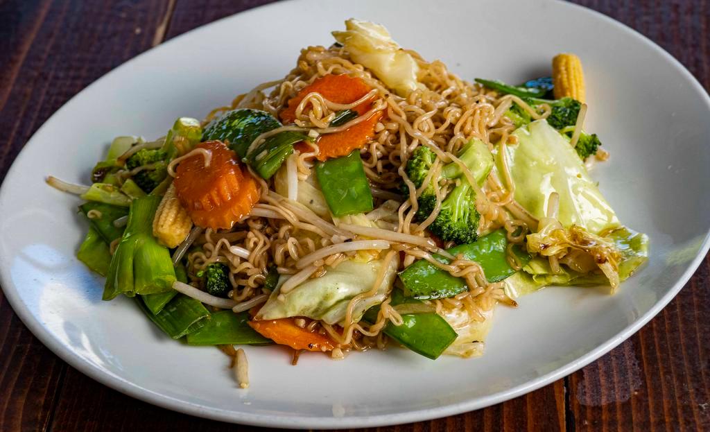 Thai Egg Noodles - Chow Mein · Thai style pan-fried egg noodles with assorted vegetables in a light brown sauce.