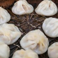 Xiao Long Bao · Steamed Bun filled with Juicy Pork ( 10pcs )