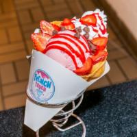 Strawberry Dream Bubble Waffle · Strawberry ice cream, strawberry, chocolate chips, strawberry syrup.