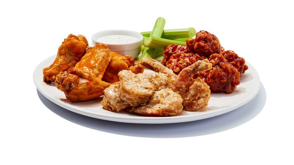 Buffalo Platter · Six original buffalo shrimp, six boneless wings, and six original hooters wings tossed with your choice of sauce and dressing. 1270-1650 cal
