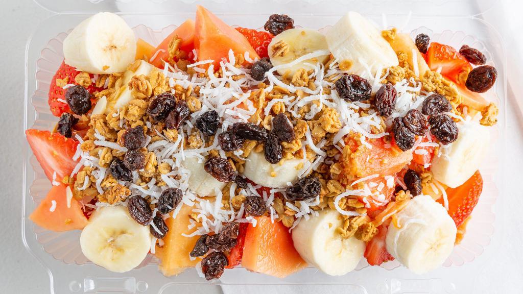 Hawaiiana Chica / Small Hawaiian · Fresh fruit cut and served with cottage cheese, granola, coconut, raisins and honey on top