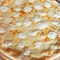 White · Mozzarella cheese, no sauce, ricotta cheese, sauteed garlic, basil.