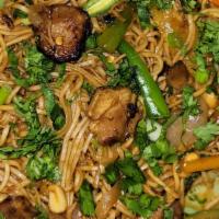 Chicken Chow Mein Noodles · Chow Mein Noodles cooked in veggies a chicken. Bell peppers, onion, Mushroom, Zucchini, broc...