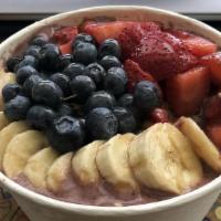 Just Ripe Bowl · Base: avocado, banana, spinach, coconut oil, almond milk: gluten free/ vegan granola, banana...