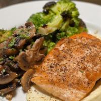 Sautéed Salmon · With parsnip cauliflower purée, toasted fennel, broccoli, sautéed mushrooms & spinach. 
*Glu...