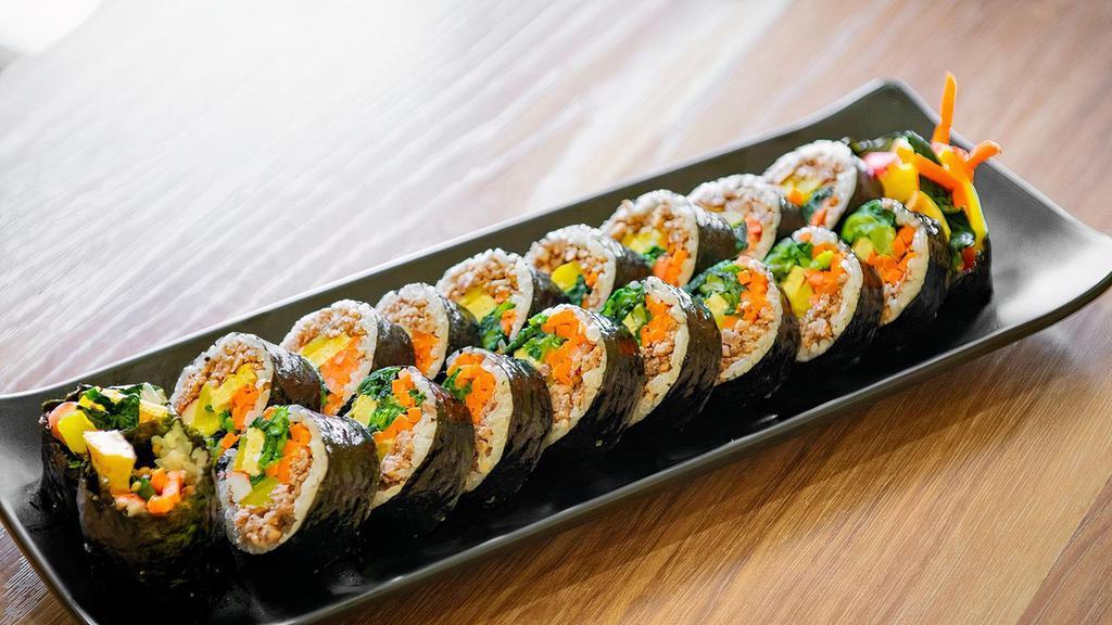Kimchi Kimbap / 김치 김밥 · 
