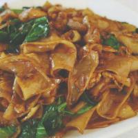 Pad-See-Ewe · Flat rice noodle scrambled with egg, black soy sauce and Chinese broccoli (choice of beef, c...