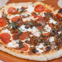 Pms · 900's red sauce, housemade fresh mozzarella, pepperoni, roasted mushrooms, roasted Italian s...