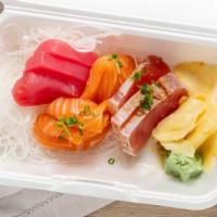 Sashimi Appetizer (Tuna, Salmon, Albacore, 9 Pcs.) · 