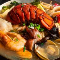 Seafood Lobster Hot Soup · Napa, lobster, soft tofu, vermicelli, enoki mushroom, seaweed knot, brown beech mushroom, zu...