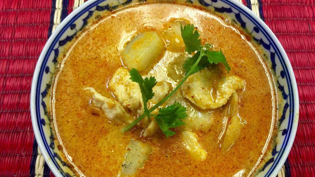 Yellow Curry · Mild yellow curry sauce, potatoes, onions and spices, with your choice of chicken, beef or pork.