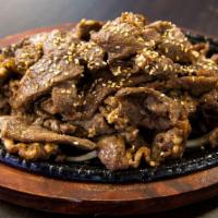 Bulgogi /불고기/铁板牛肉 · Grilled marinated beef (with Rice)