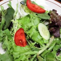 Green Salad · Spring mix, tomato, cucumber