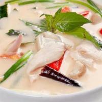 Tom Kha · Choice of veggie or meat with Hot & sour soup with coconut milk, galangal root, onions and m...