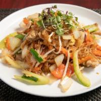 Pad Woon Sen · Glass noodles, egg, green onion, bean sprouts, tomato, celery, green onions, carrot, brown s...